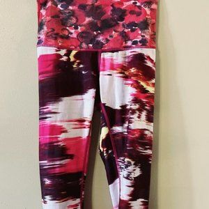 Lululemon Womens Pigment Wind Berry Wunder Under Crop Hi-Rise Pant